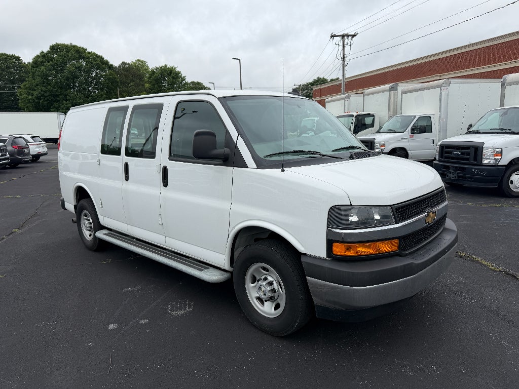 2024 Chevrolet Express Cargo